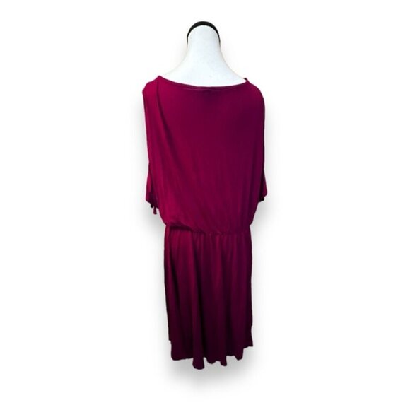 Women’s torrid 1 Red Cold Shoulder Jersey Skater Dress - Picture 6 of 13